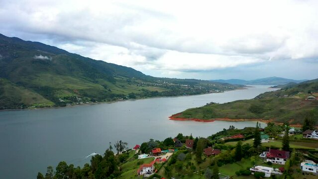 CALIMA LAKE IN COLOMBIA-4K Landscape-Aerial shot