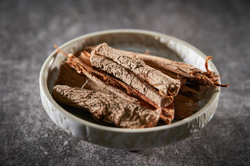 Slippery elm, elm root bark