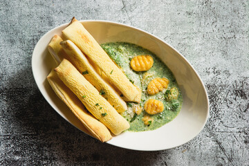 Basil Sauce Gnocchi with grissini