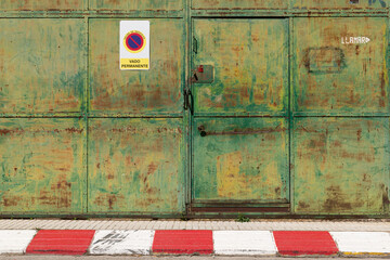 Entrance to garage. Permanent ford. Call