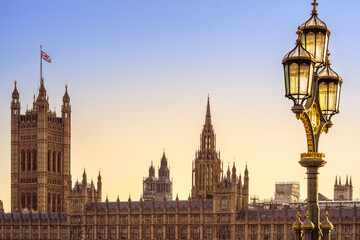 Obraz na płótnie Canvas the palace of westminster in the evening sun, london