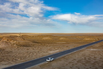 Obraz na płótnie Canvas road in the desert