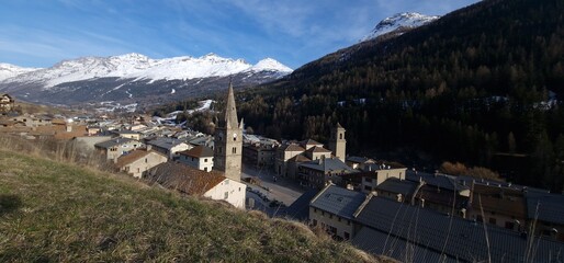 Val Cenis is a ski and mountain resort situated in the Haute-Maurienne region of the French Alps, close to the Italian border. It is composed of five villages; Lanslebourg, Lanslevillard, Termignon,