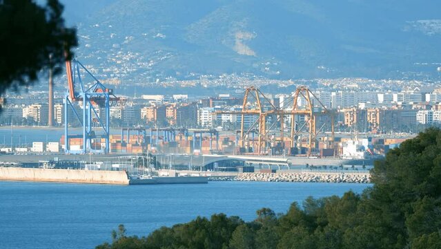 Time lapse Port of Malaga City, working cranes