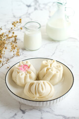 baakpau daging or meat steam bun
