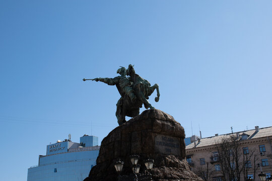 statue of Bohdan Khmelnytsky