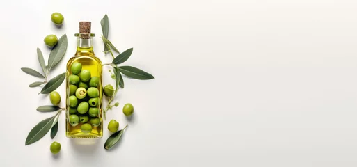 Foto op Aluminium Olivenöl Flasche mit Oliven auf weißen Hintergrund, Generative AI © Mediaparts