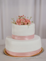 Wedding cake with decorative roses