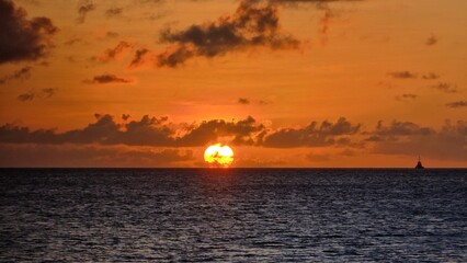 Fototapeta premium Sunset over the ocean