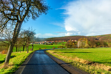 Frühlingsspaziergang durch die wunderschöne Vorderrhön zwischen Bernshausen & Urnshausen - Thüringen - Deutschland