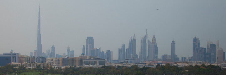 Fototapeta na wymiar Skyline of Dubai in the smog
