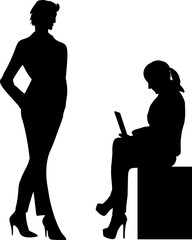 Silhouette: zwei Business Frauen im Gespräch - online mit Laptop - locker stehen