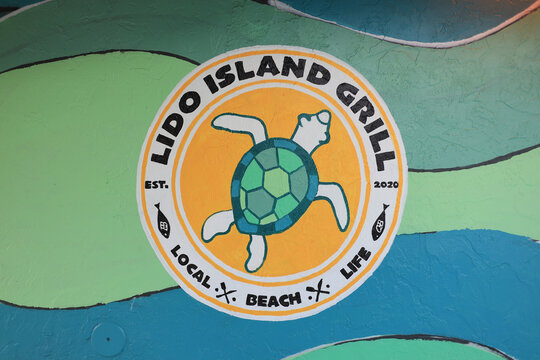 Chef Laszlo Bevardi is thrilled to serve you at Lido Island Grill at the Lido Beach Pavilion.