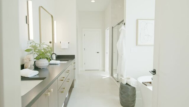 New Residential Home - Luxury Bathroom