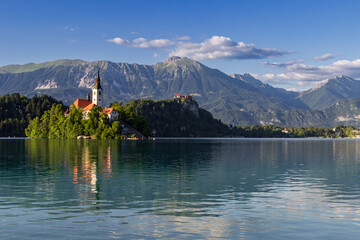 Fototapeta na wymiar View of lake of Bled in Slovenia