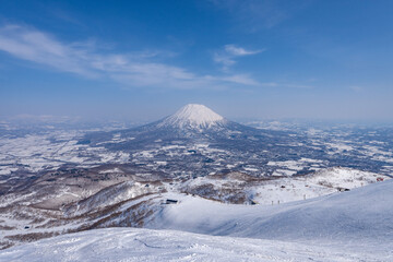 北海道　ニセコ　ニセコアンヌプリ　山頂　登山　羊蹄山　スキー　スノーボード　バックカントリー