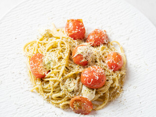 Cherry Tomato Oil Cheese Pasta	