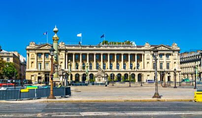 Fototapeta premium Historic palace on the Place de la Concorde in Paris, France