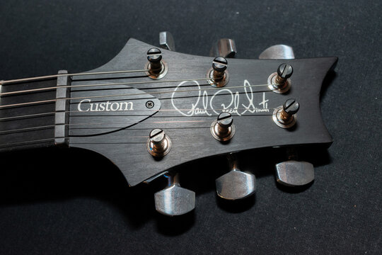 PRS Custom 24 electric guitar product shot