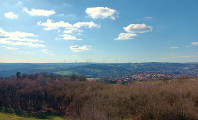 Aussicht vom Panoramaturm Betzelhübel bei Ottweiler im Landkreis Neunkirchen Saarland vom Premiumwanderweg Steinbachpfad.