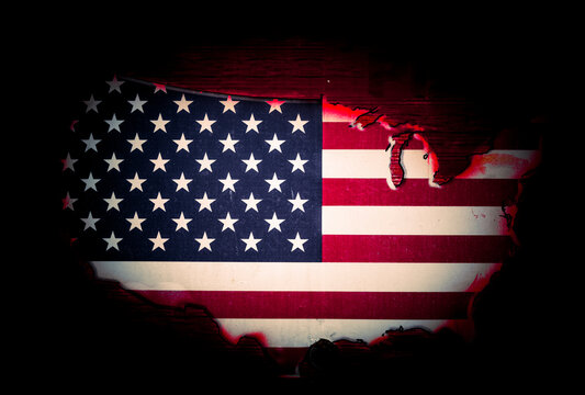 Landkarte der United States von Amerika und US Flagge auf einem Grunge Hintergrund