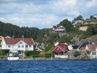 Fototapeta na wymiar Schärenlandschaft bei Kristiansand in Südnorwegen