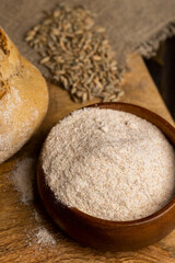 Wheat flour with bran for cooking bread