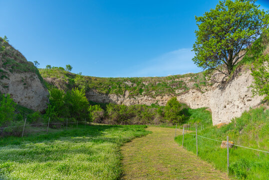 Karanova mogila burial mound near Nova Zagora, Bulgaria