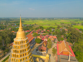 Naklejka premium Wat Tha It, Temple Pagoda, Ang Thong Attractions in front of temple Bodhgaya Stupa.Thai architecture. Landmark