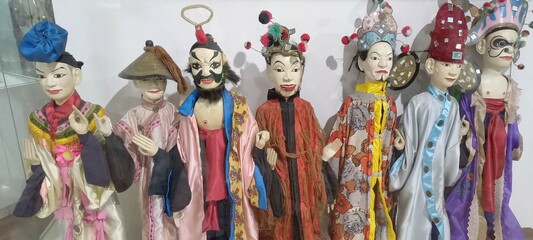 puppets on the wall