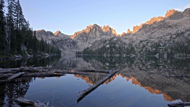 Pristine Alpine Lake Reflection Sawtooth Mountains Idaho Sunrise 4K