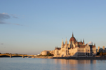 Obraz na płótnie Canvas Budapest parliament in magic sunset, and the Danube river, Hungary