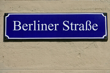 Emailleschild Berliner Straße