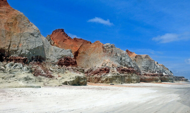 Morro Branco, Maze of colored sands, Hortaleza, Brazil