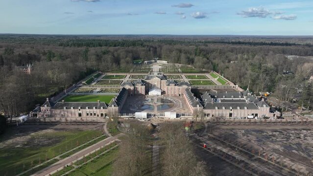 Discover the stunning symmetry and grandeur of the palace's architecture from a unique bird's-eye perspective.