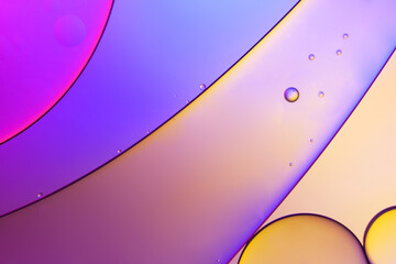 Top view movement of oil bubbles in the liquid