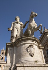 Obraz premium statue of Roman emperor with horse, Rome forum 