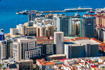 Obraz premium View of Gibraltar town and Bay of Gibraltar from The Upper Rock. UK