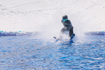 People are enjoying Pond skim at the end of ski season