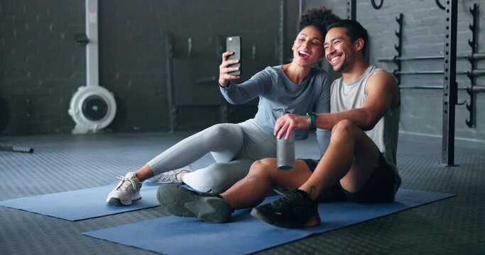 Selfie, fitness and couple training with a phone, happy with workout and smile for exercise at the gym. Wellness, photo and man and woman with love for sports and live streaming on social media