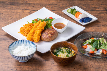 和食、煮魚、和食の定食