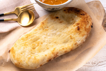 ビーンズキーマカレーとナン