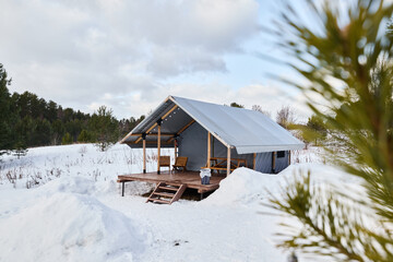 Photos of beautiful glamping in the winter forest