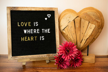 Letterboard, Love is where the heart is