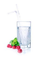 glass of water with ice and mint