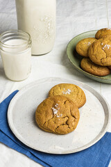 Gluten free peanut butter cookies with sea salt
