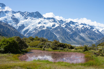 Fototapeta na wymiar 【ニュージーランド】マウントクック・Red tarns trail
