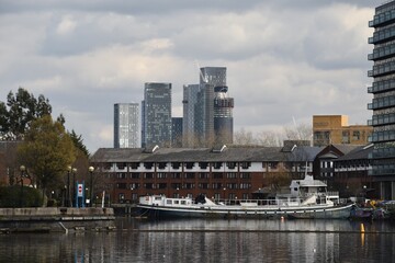 Obraz premium City views with river view and incredible modern skyscrapers in Manchester city centre. 