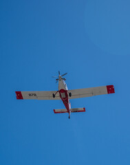 hydrant plane fights fires. Helicopter works on the fires