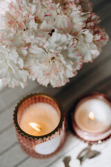 Fototapeta na wymiar a beautiful candles with flowers 